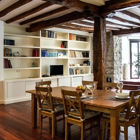 Central, Spacious And Authentic Family San Sebastián