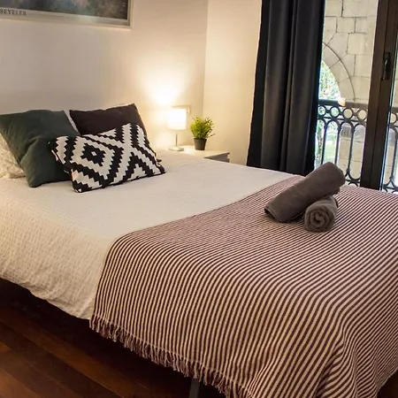 Apartamento Central, Spacious And Authentic Family San Sebastián